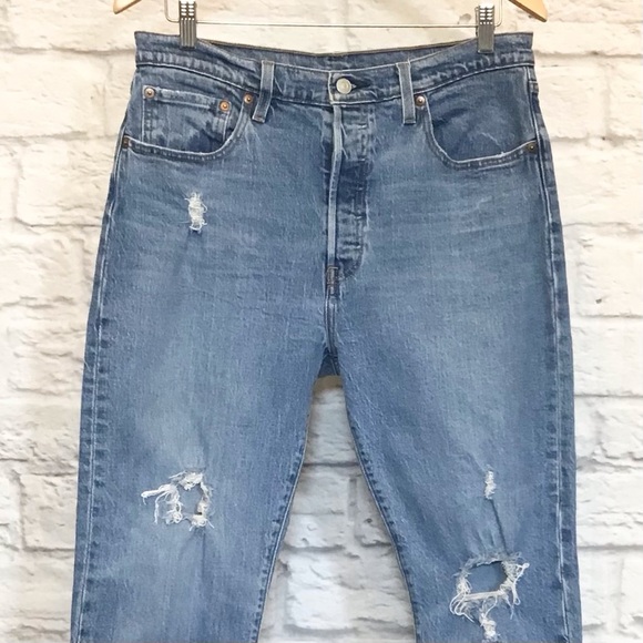Levi’s 501 W32 (US 14/15) Cropped Jeans Straight Fit High Rise Womens Distressed - Picture 4 of 12